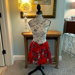 Flying Tomato red floral print shorts